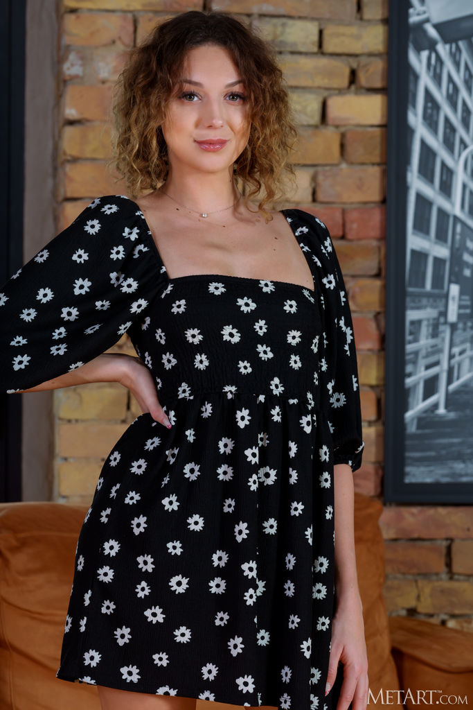 Isabela De Laa Pulling Up Her Demure Dress To Flaunt Her Curvaceous Ass