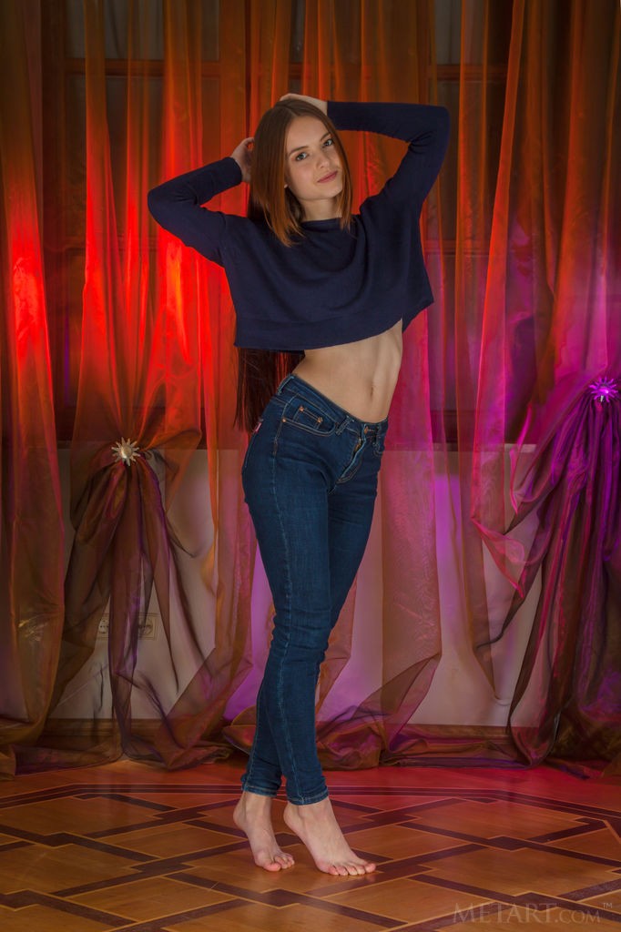 Cherish - Her favorite way to dance is to do it in the nude