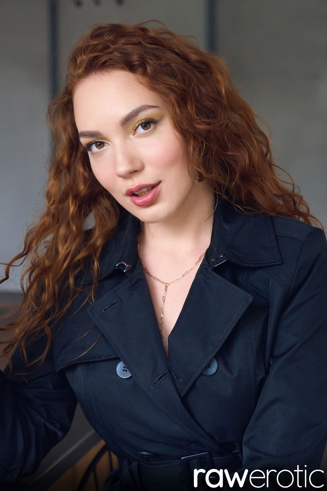 Anna Braveheart In Sexy Lingerie And At Sofa To Stroke Her Soft Skin - Raw Erotic