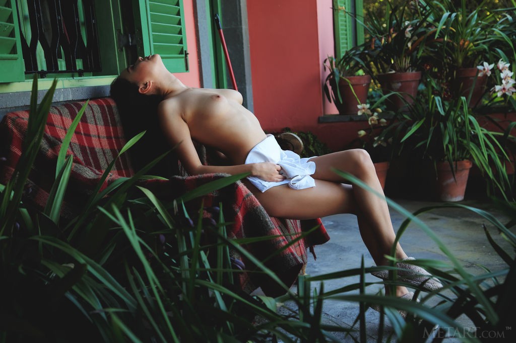 Li Moon - Sweeping the yard in the nude is so much fun for this teen