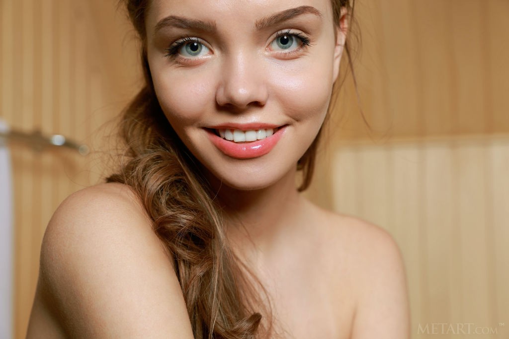 Tammi Lee - Delicate barely legal teen tits come out to play at home
