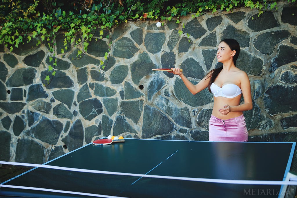 Li Moon - Having a blast playing strip ping pong outdoors