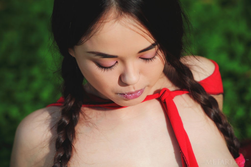 Li Moon - Little Red Riding Hood shows her very tight, shaved pussy