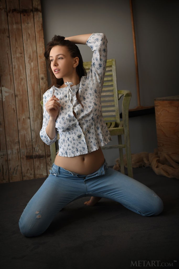 Alisa Amore - Girl next door strips off her tight jeans and gets naked