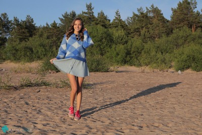 Katya Clover in Sunset Walk
