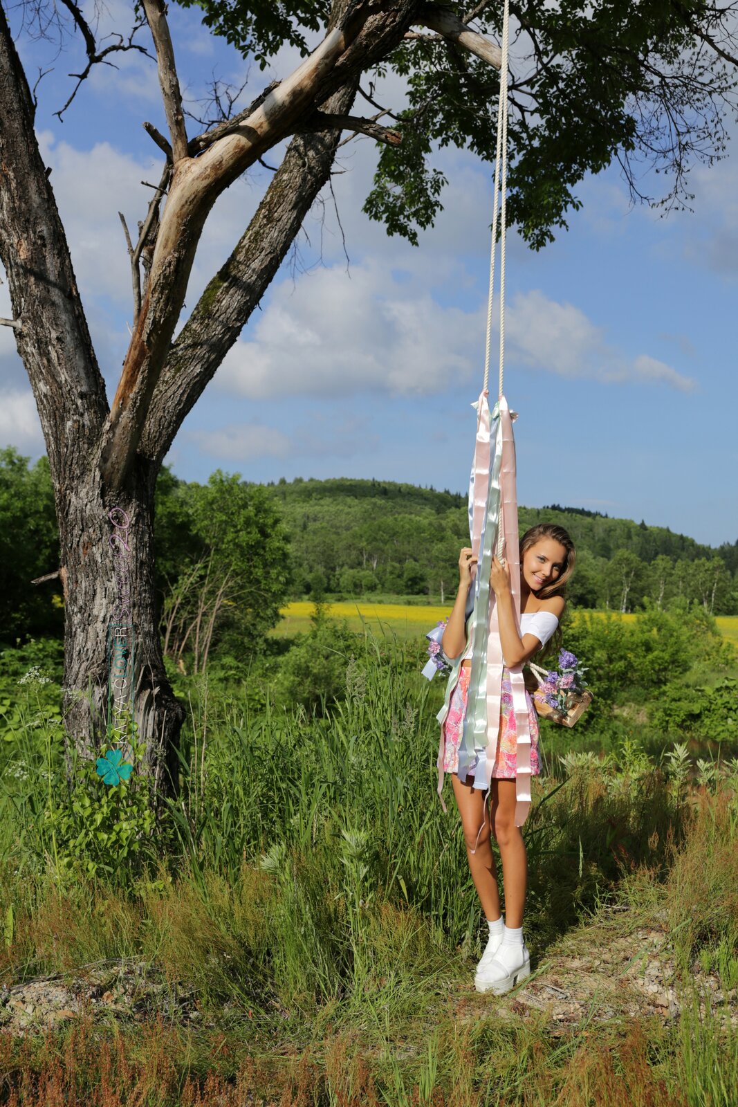 Katya Clover in Sakhalin Swing